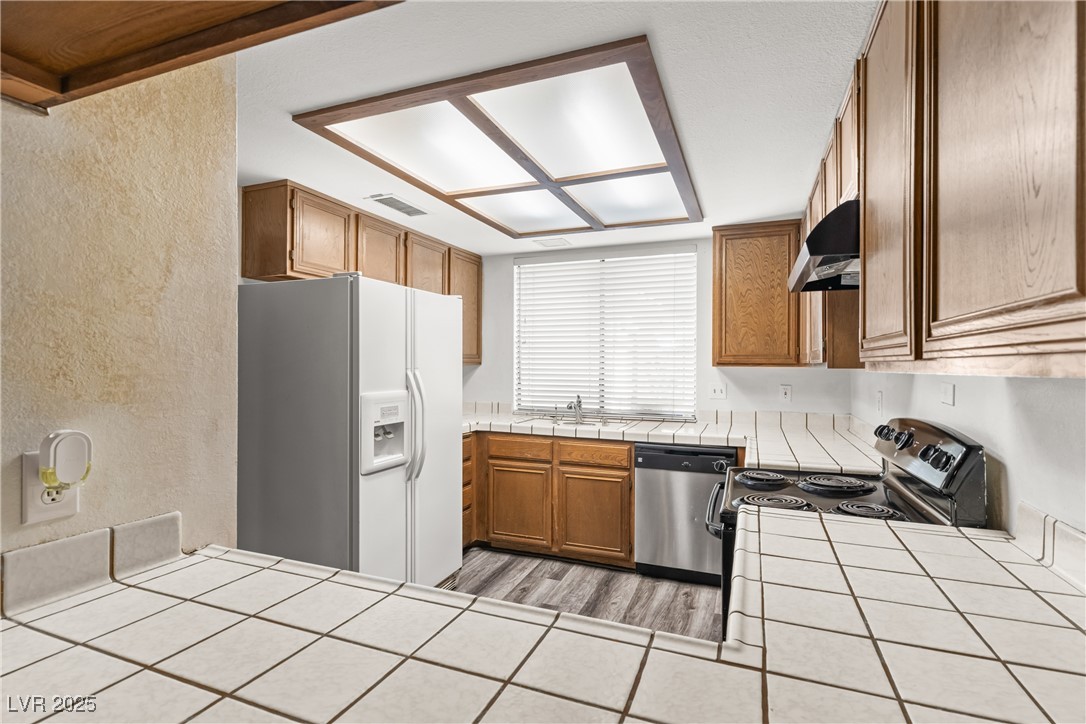 4533 Madreperla Street Las Vegas NV 89121