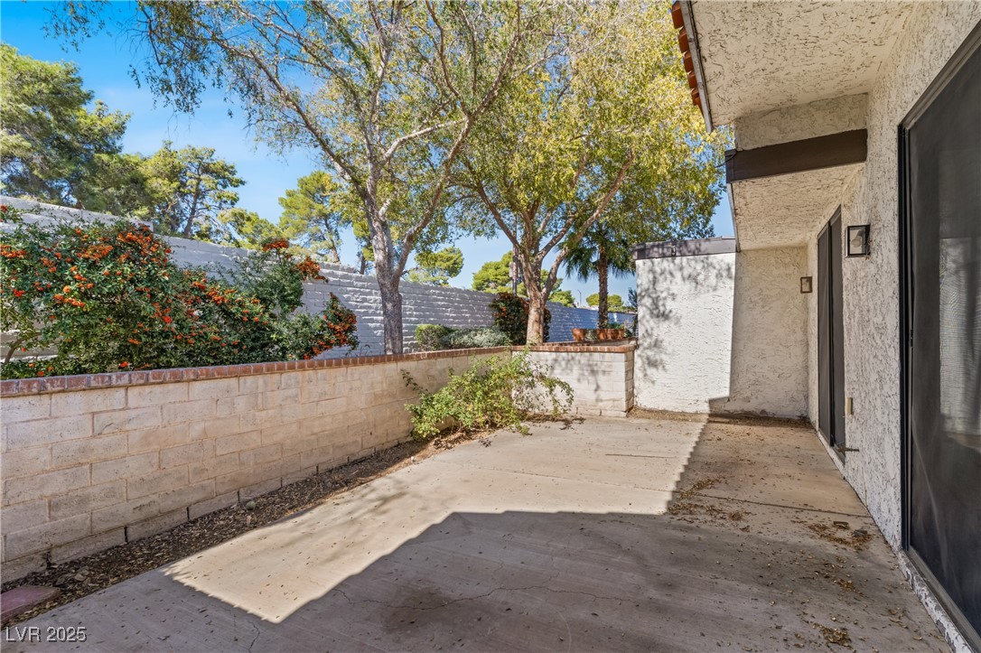 4533 Madreperla Street Las Vegas NV 89121