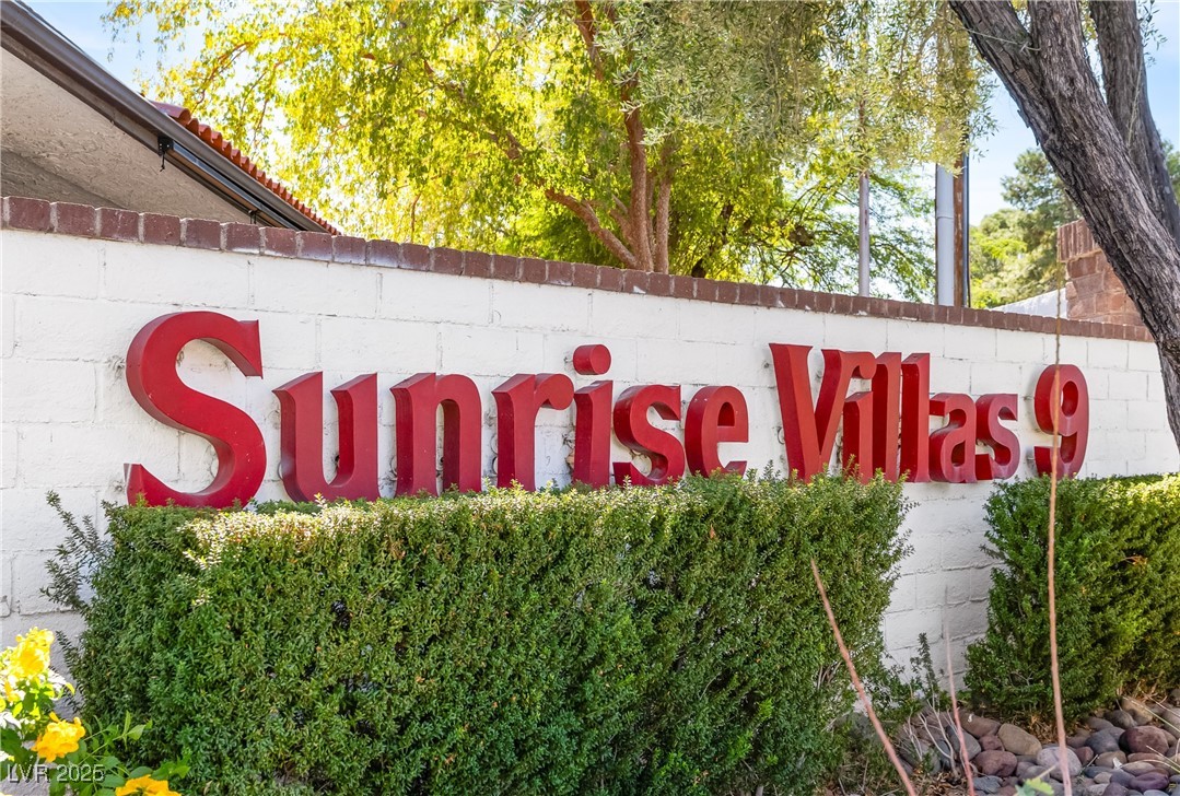 4533 Madreperla Street Las Vegas NV 89121