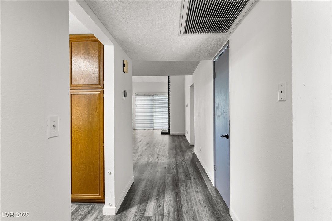 4533 Madreperla Street Las Vegas NV 89121