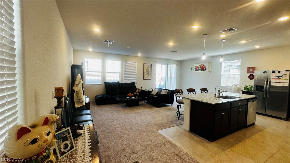 8748 Crestwood Hills Street Las Vegas NV 89113