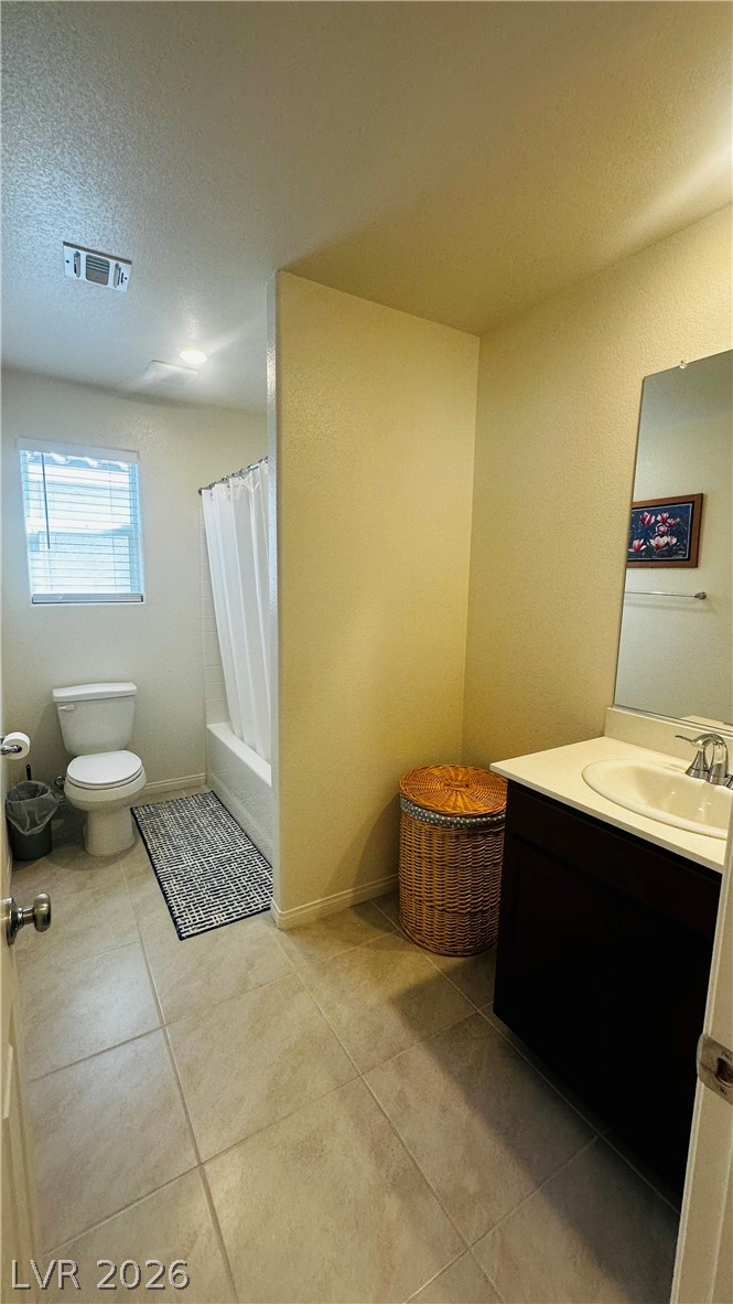 8748 Crestwood Hills Street Las Vegas NV 89113