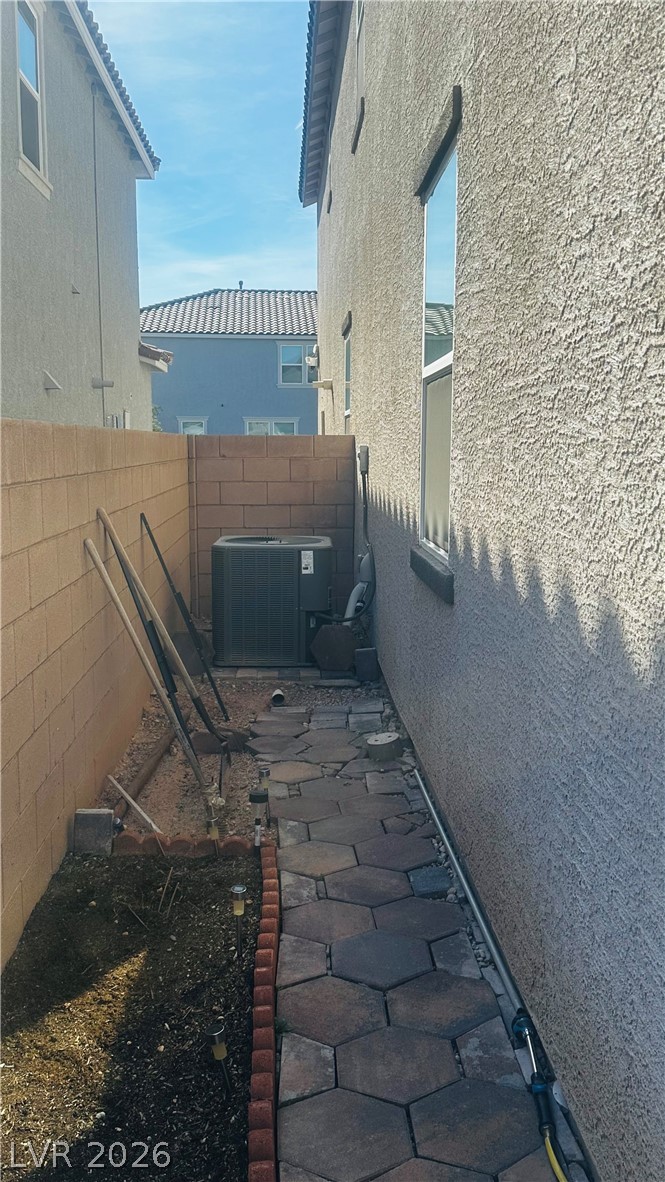 8748 Crestwood Hills Street Las Vegas NV 89113