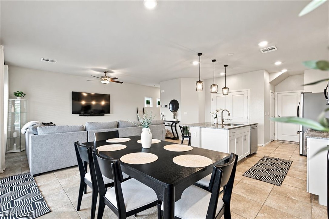 7834 Morganite Avenue Las Vegas NV 89113