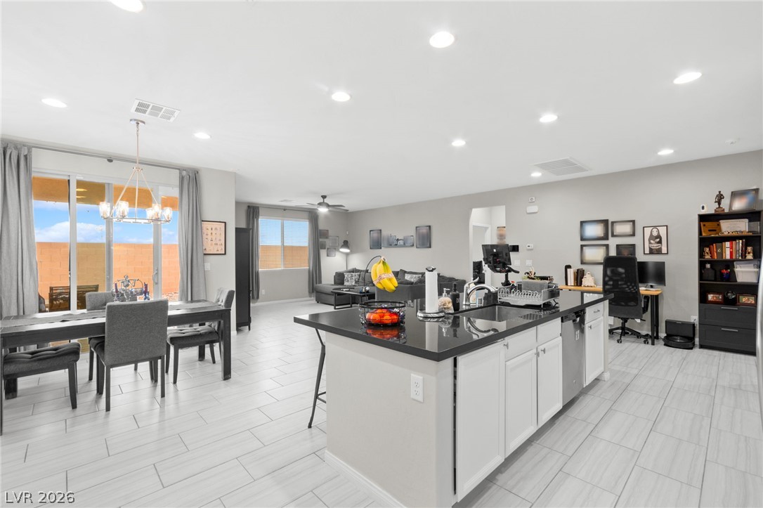 7148 Flora Lam Street Las Vegas NV 89166