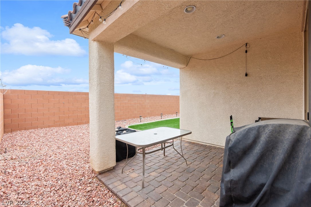 7148 Flora Lam Street Las Vegas NV 89166