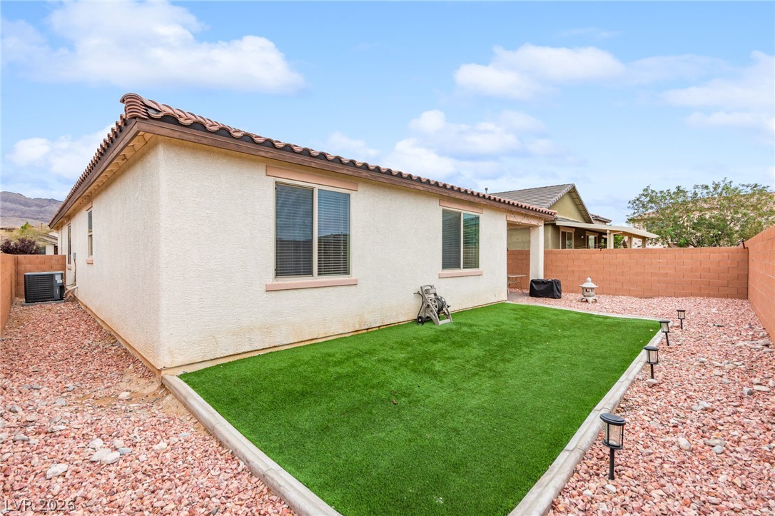 7148 Flora Lam Street Las Vegas NV 89166