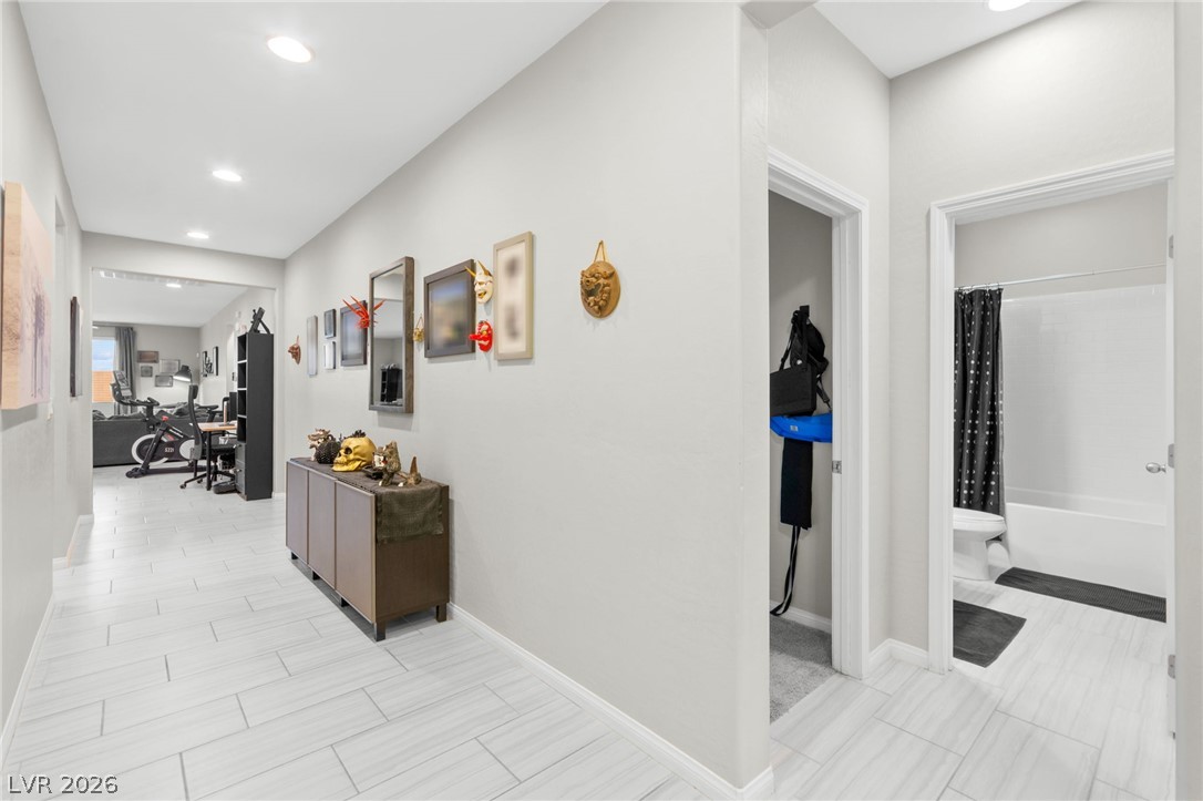 7148 Flora Lam Street Las Vegas NV 89166