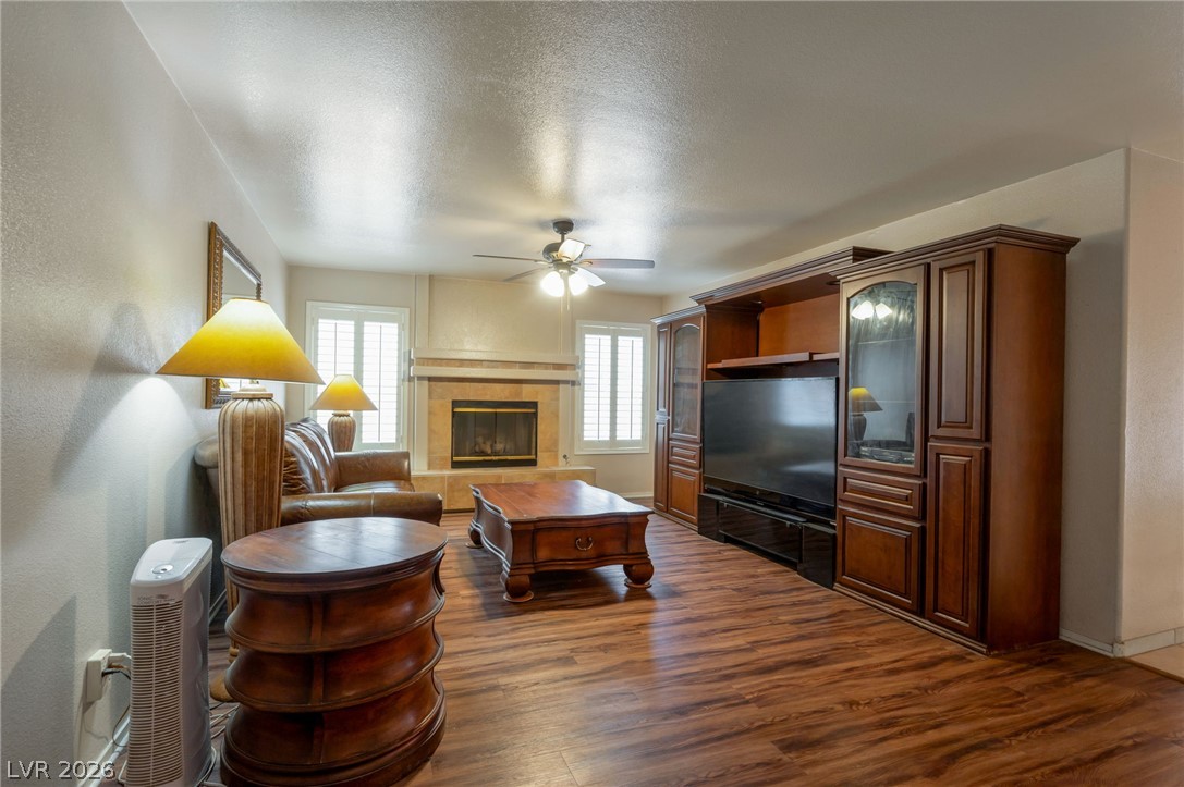1449 Desert Hills Drive Las Vegas NV 89117