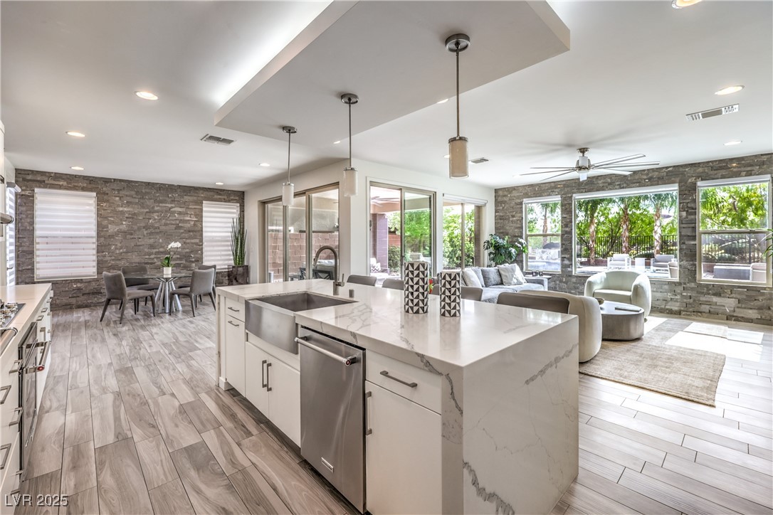 10337 Kesington Drive Las Vegas NV 89135