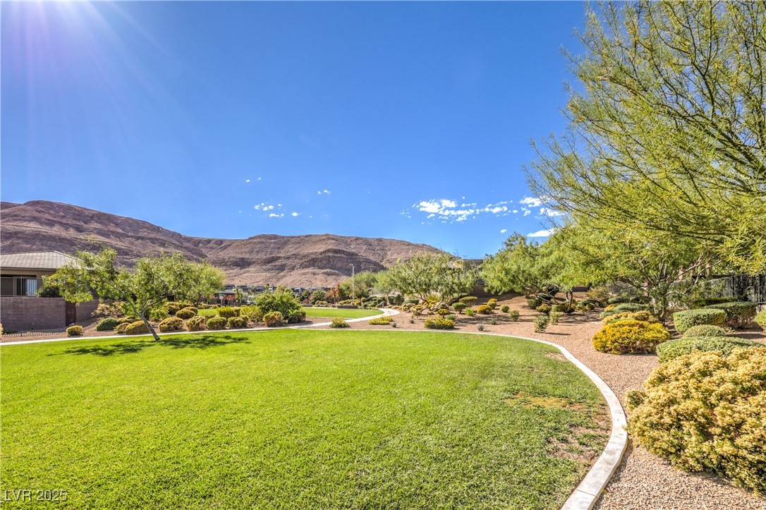 10337 Kesington Drive Las Vegas NV 89135