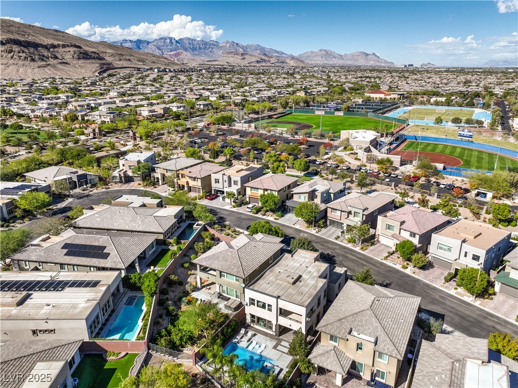 10337 Kesington Drive Las Vegas NV 89135