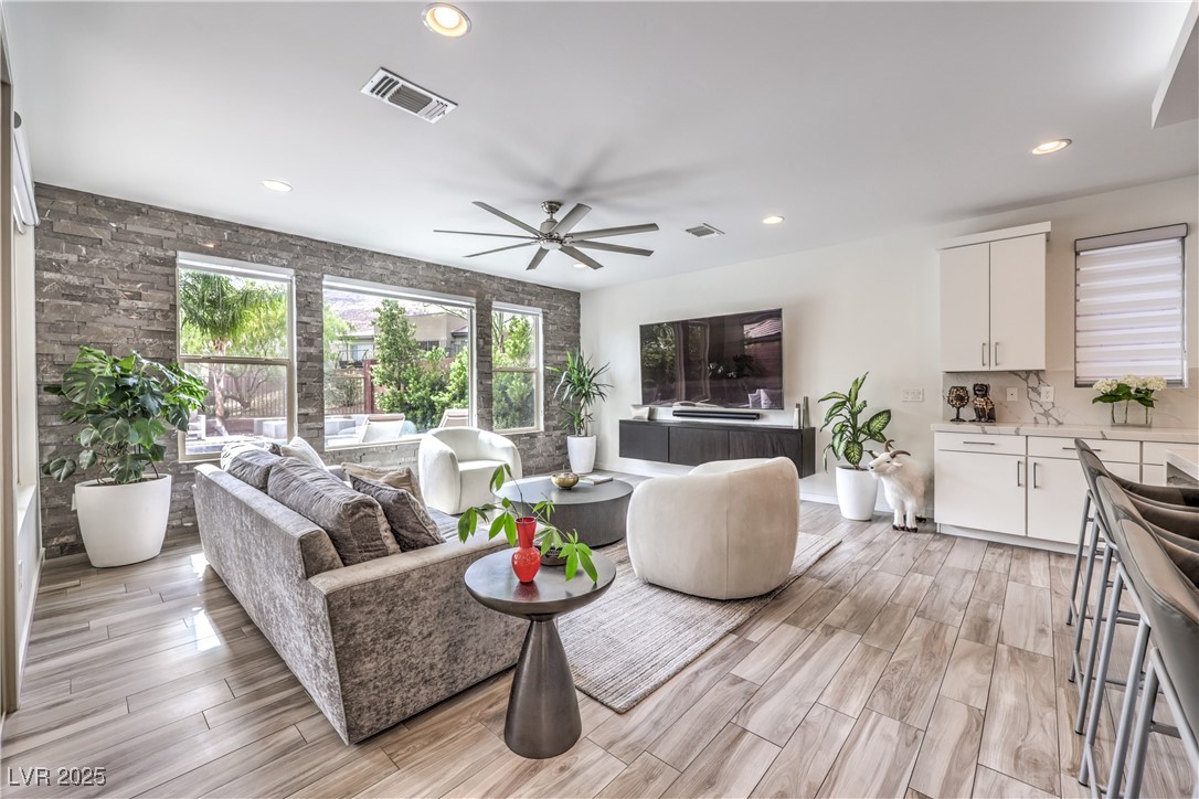 10337 Kesington Drive Las Vegas NV 89135