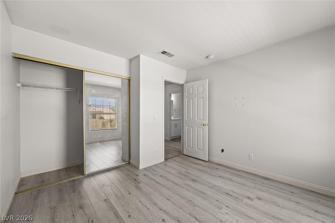 7912 Laurena Avenue Las Vegas NV 89147