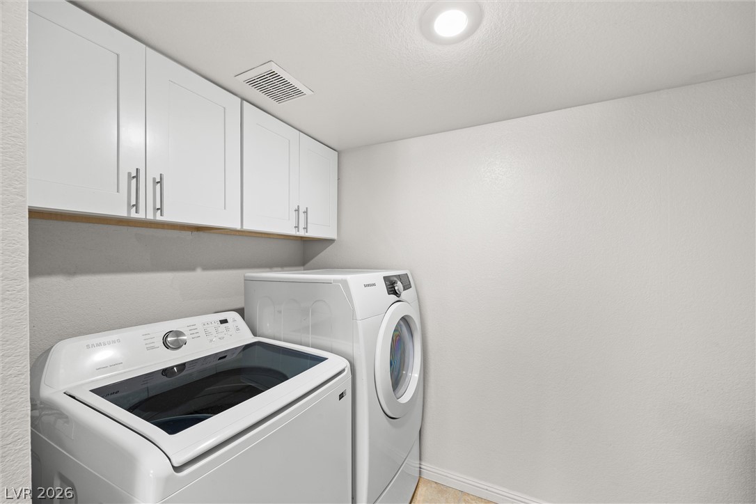 7912 Laurena Avenue Las Vegas NV 89147
