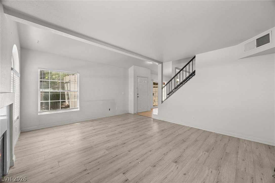7912 Laurena Avenue Las Vegas NV 89147