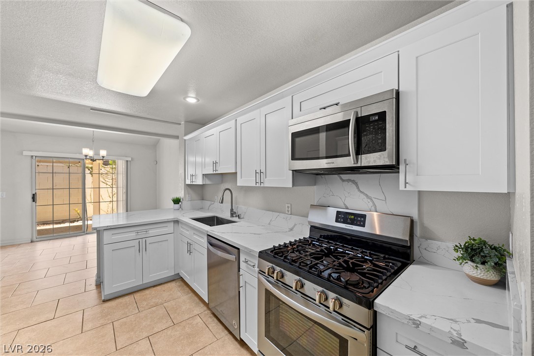 7912 Laurena Avenue Las Vegas NV 89147