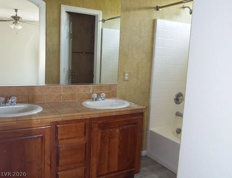 10825 Paradise Road Henderson NV 89052