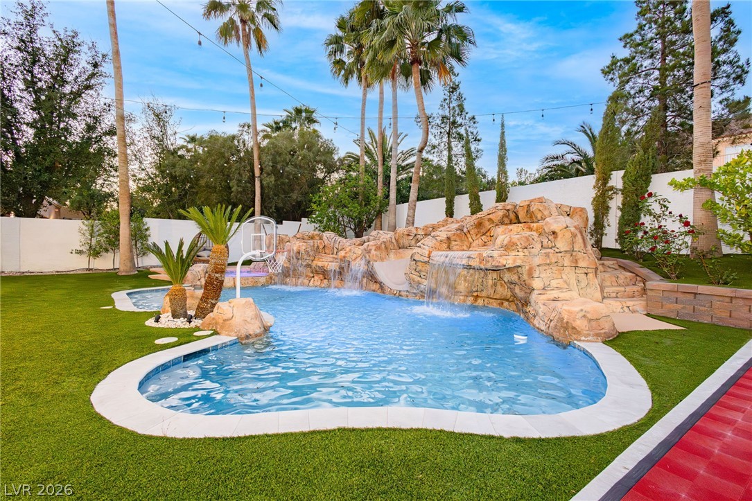 9498 Malasana Court Las Vegas NV 89147