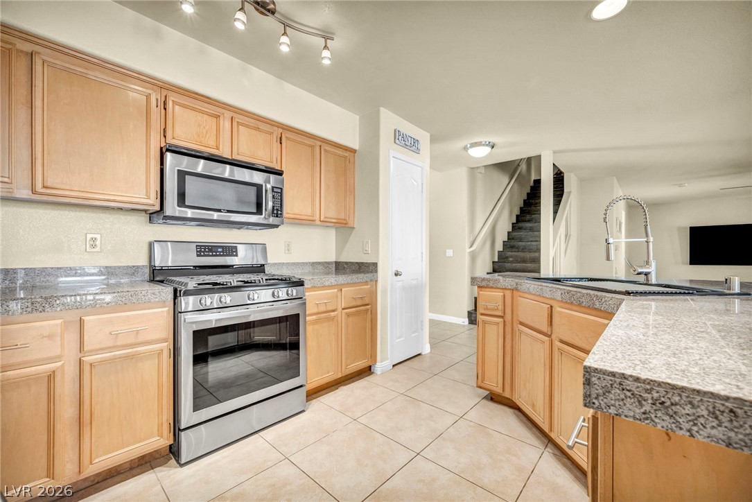 10111 Lookout Bridge Street Las Vegas NV 89183