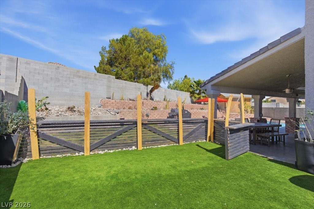 7549 Flat Rock Street Las Vegas NV 89131