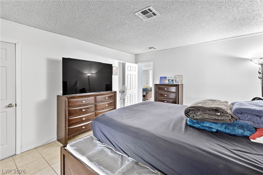 2412 Cherrywood Street Las Vegas NV 89108