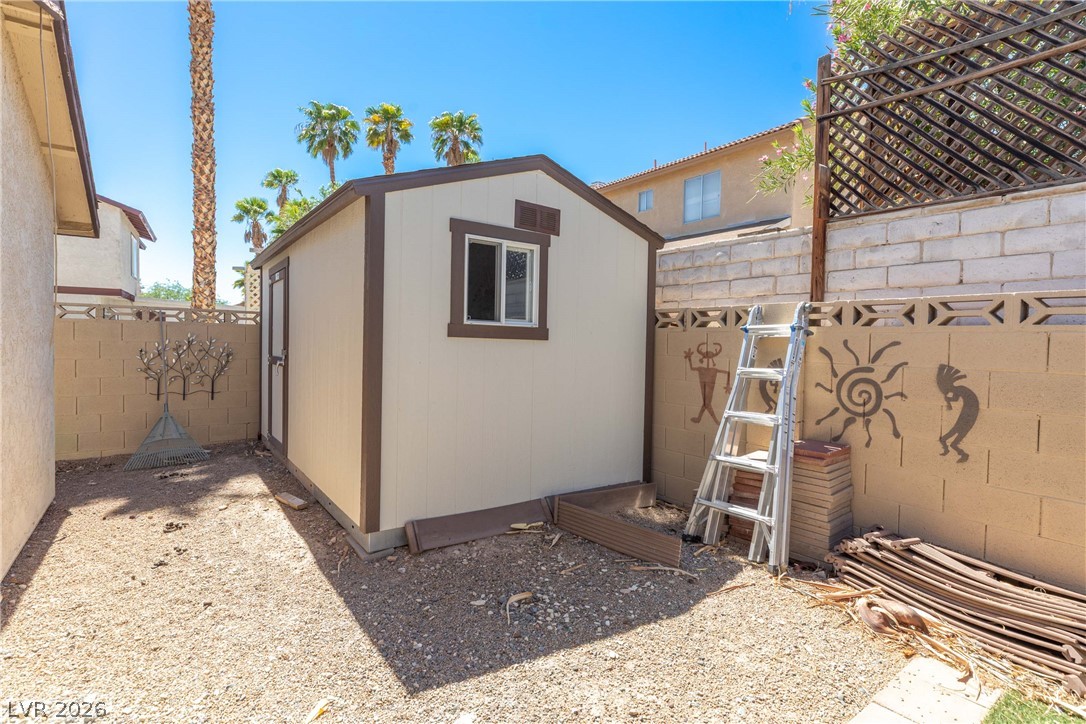 2412 Cherrywood Street Las Vegas NV 89108