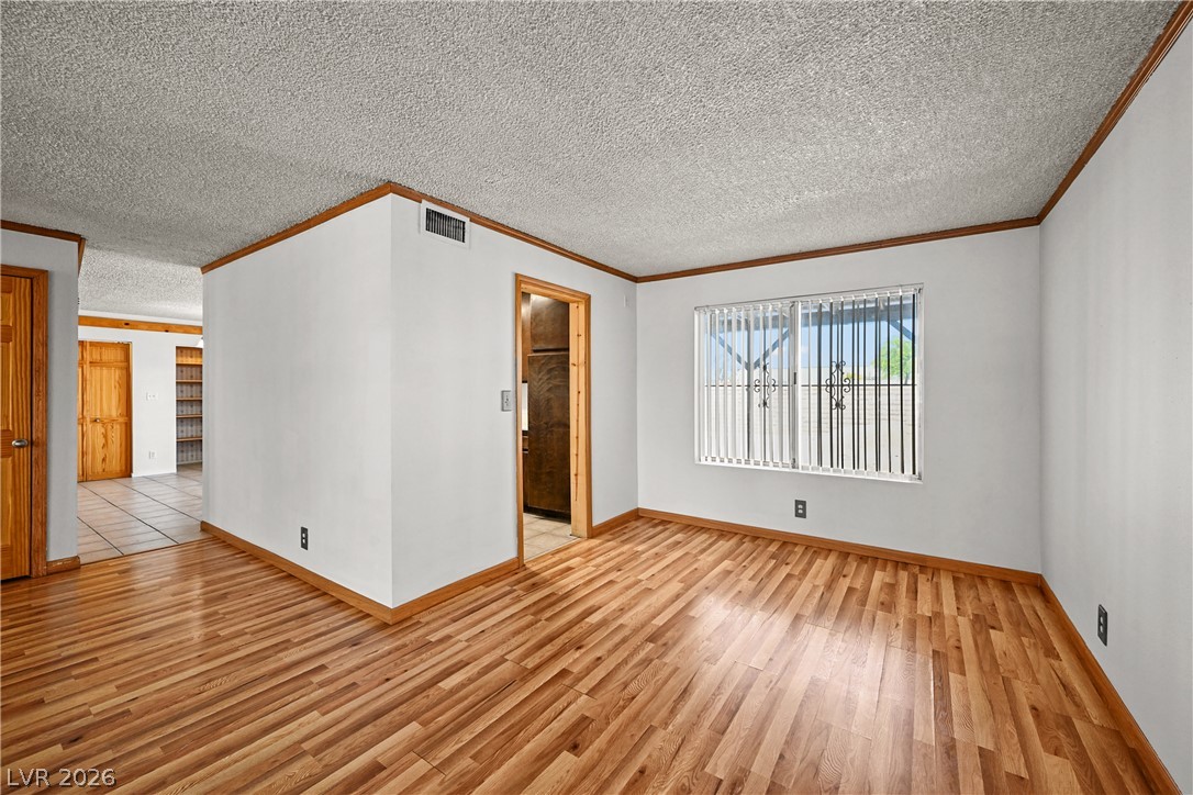 7100 Mountain Moss Drive Las Vegas NV 89147