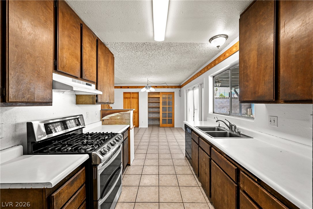 7100 Mountain Moss Drive Las Vegas NV 89147