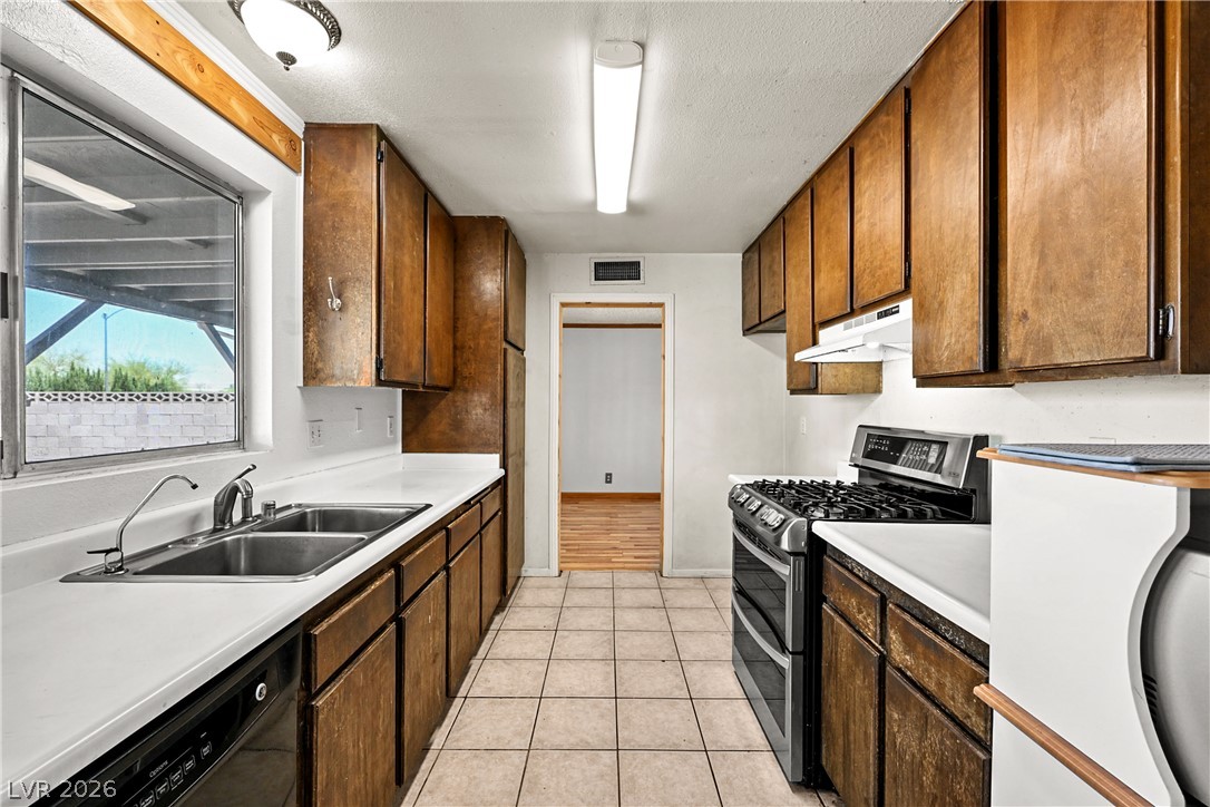 7100 Mountain Moss Drive Las Vegas NV 89147