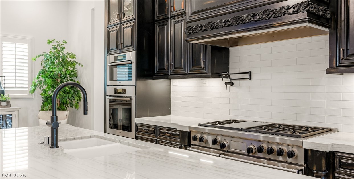 25 Pebble Dunes Court Las Vegas NV 89141