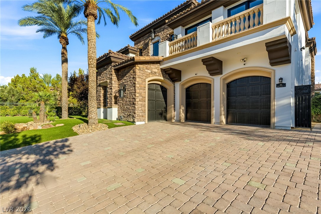 25 Pebble Dunes Court Las Vegas NV 89141