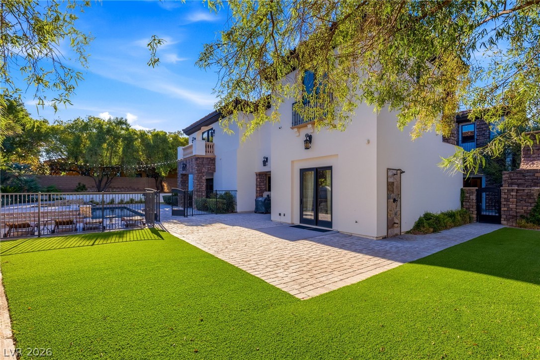 25 Pebble Dunes Court Las Vegas NV 89141