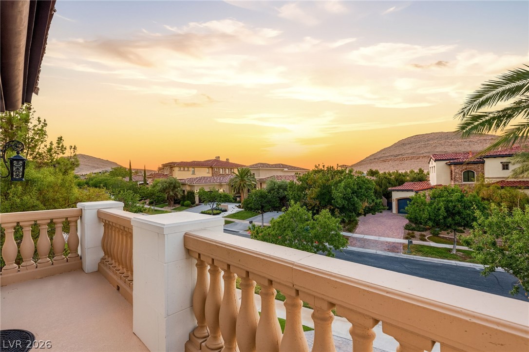 25 Pebble Dunes Court Las Vegas NV 89141