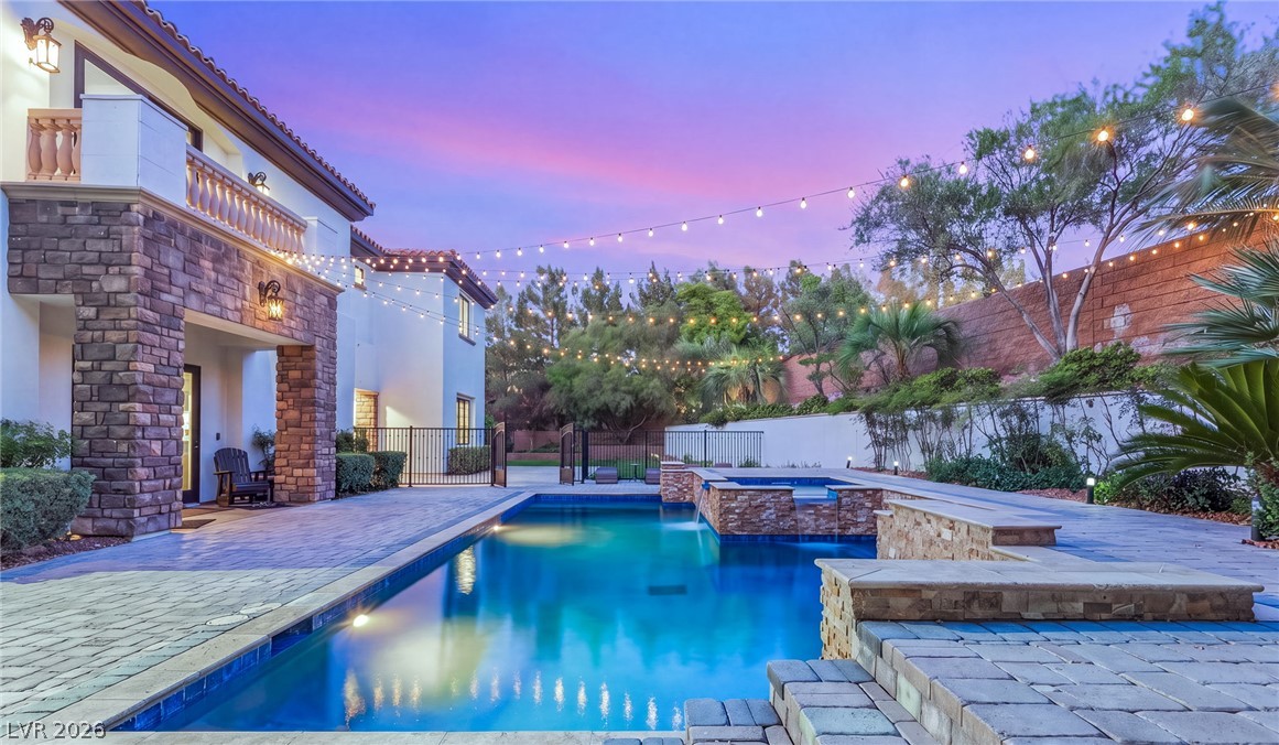 25 Pebble Dunes Court Las Vegas NV 89141