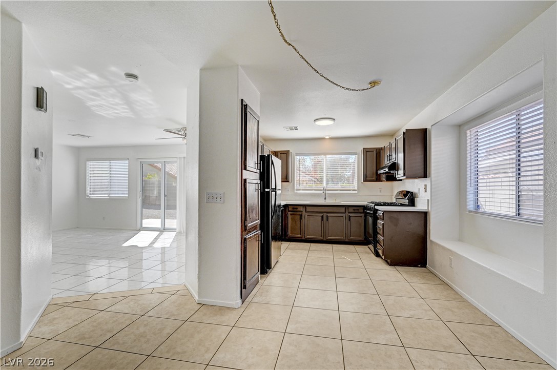 6393 Venus Vale Court Las Vegas NV 89156