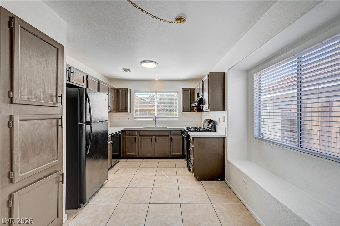 6393 Venus Vale Court Las Vegas NV 89156