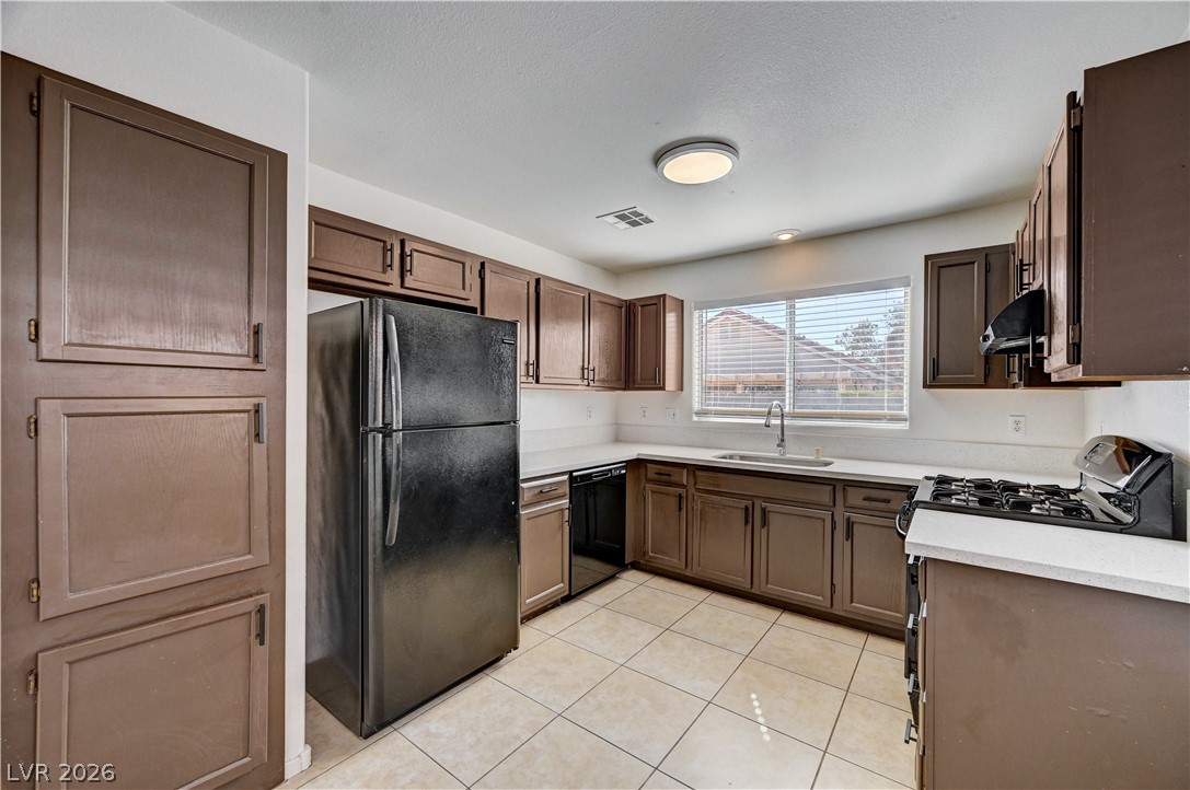 6393 Venus Vale Court Las Vegas NV 89156