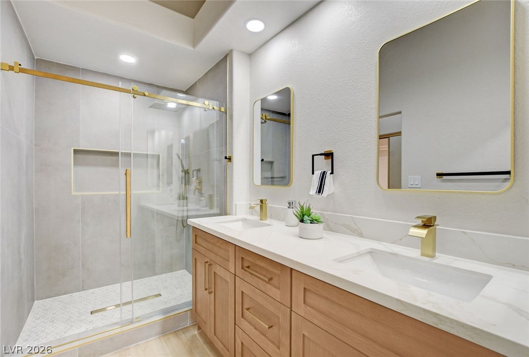 6987 Emerald Springs Lane Las Vegas NV 89113