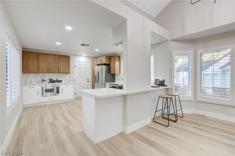 6987 Emerald Springs Lane Las Vegas NV 89113