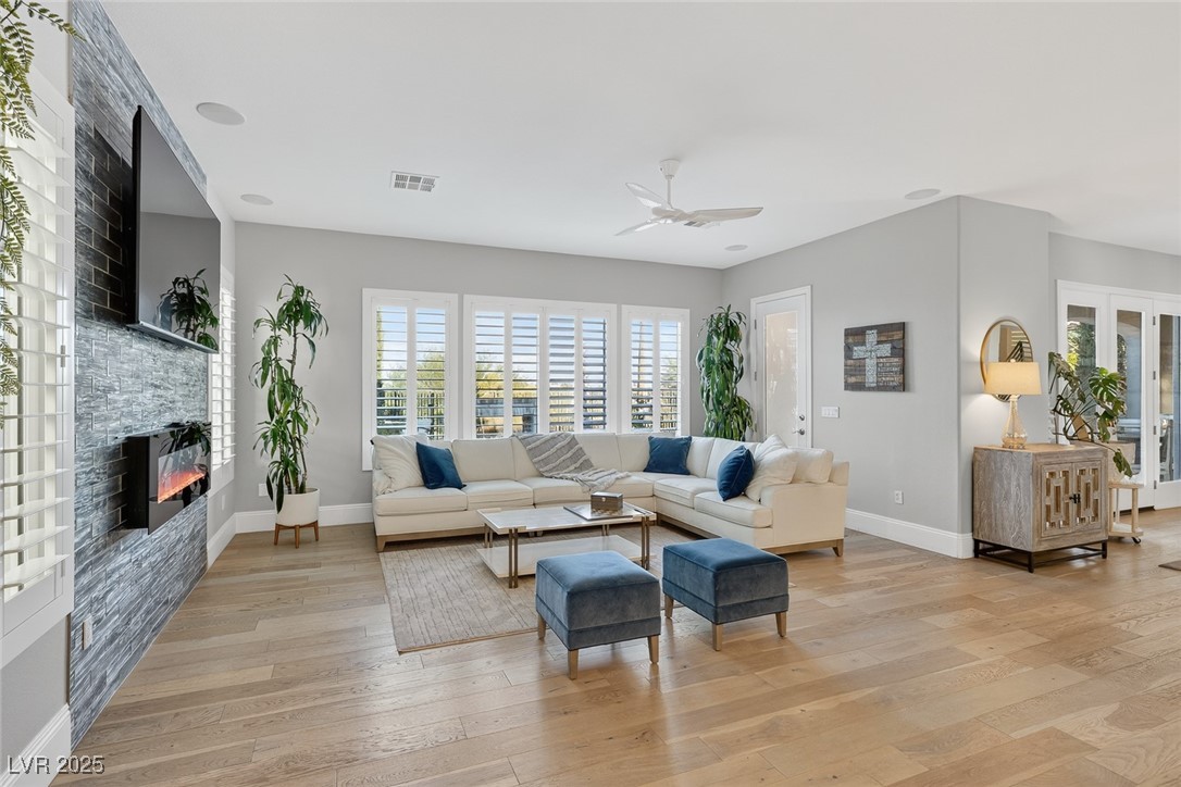 2068 Orchard Mist Street Las Vegas NV 89135