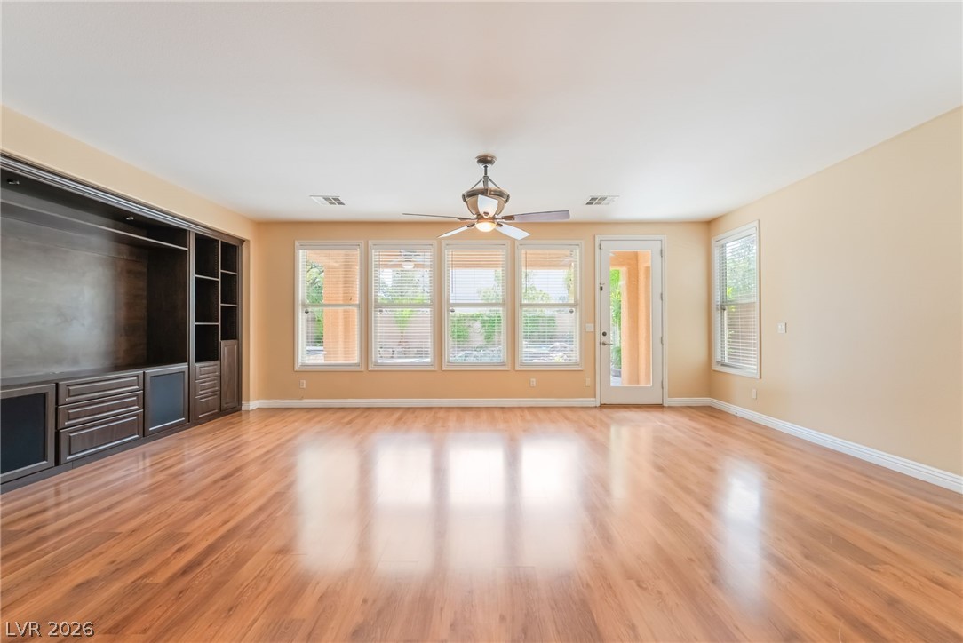 7702 Bear Ridge Street Las Vegas NV 89113
