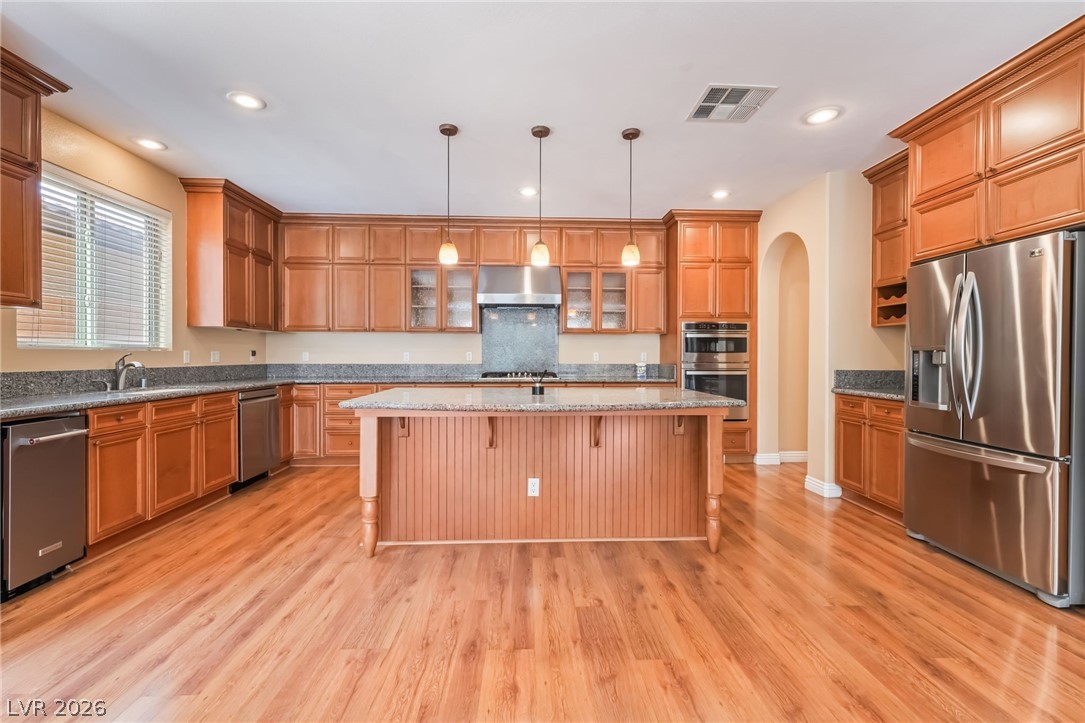 7702 Bear Ridge Street Las Vegas NV 89113