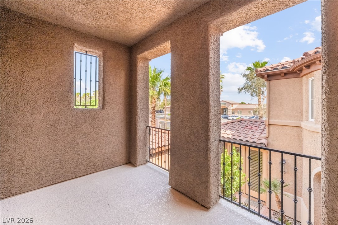 7702 Bear Ridge Street Las Vegas NV 89113