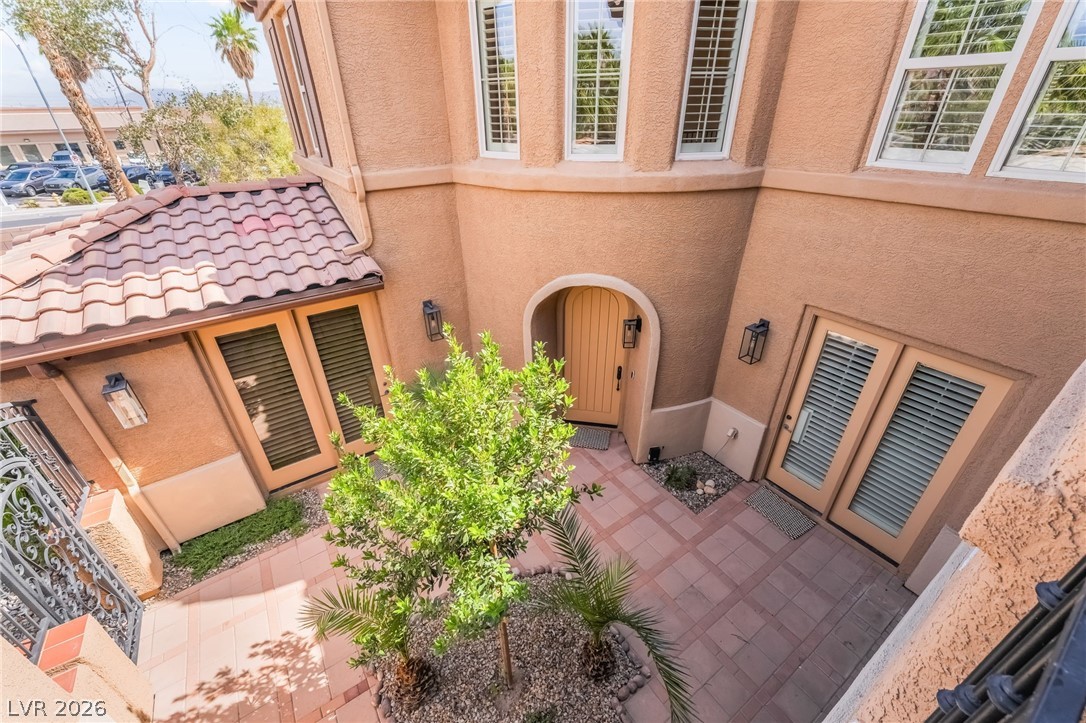 7702 Bear Ridge Street Las Vegas NV 89113