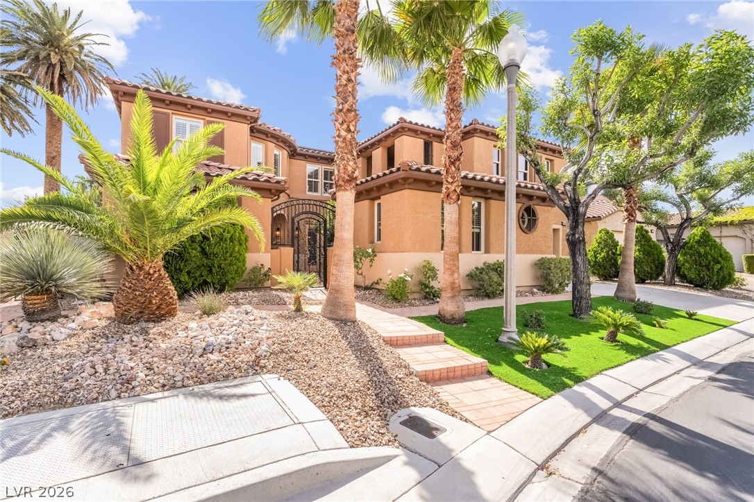 7702 Bear Ridge Street Las Vegas NV 89113