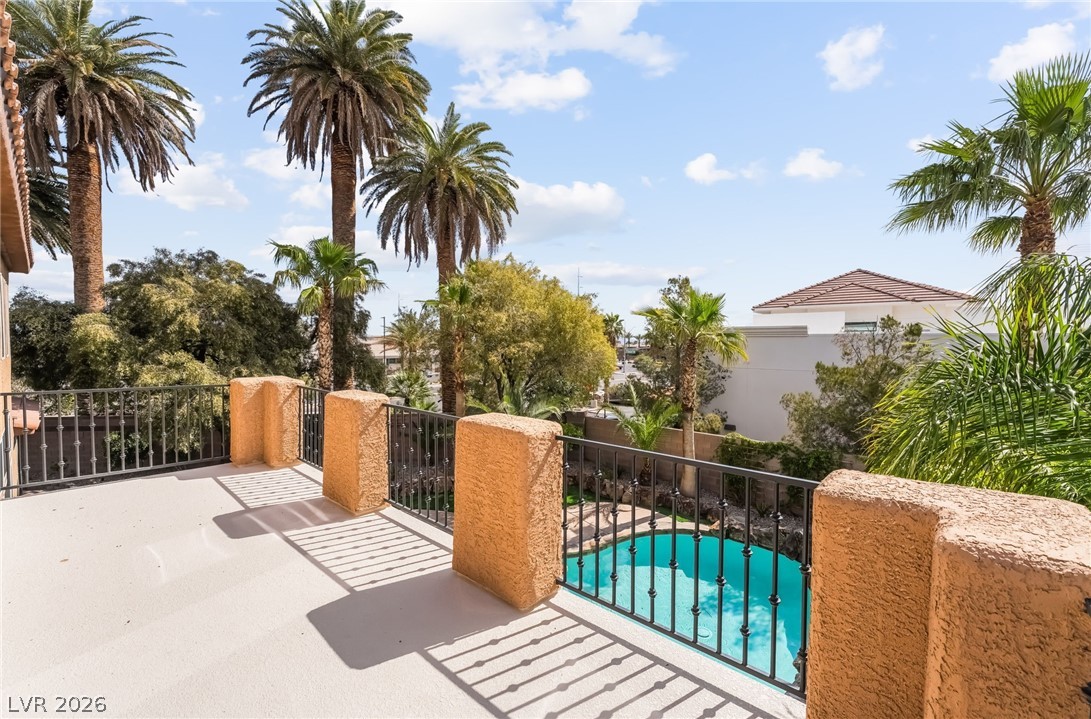 7702 Bear Ridge Street Las Vegas NV 89113