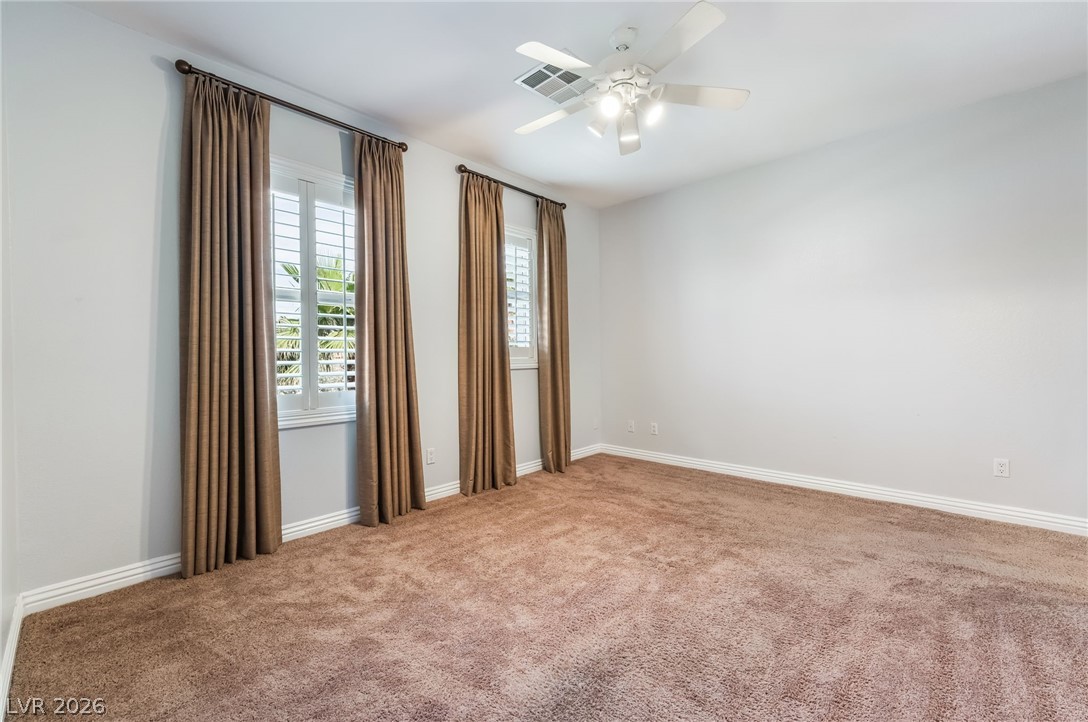 7702 Bear Ridge Street Las Vegas NV 89113