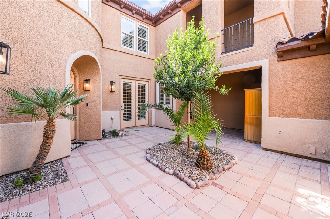 7702 Bear Ridge Street Las Vegas NV 89113