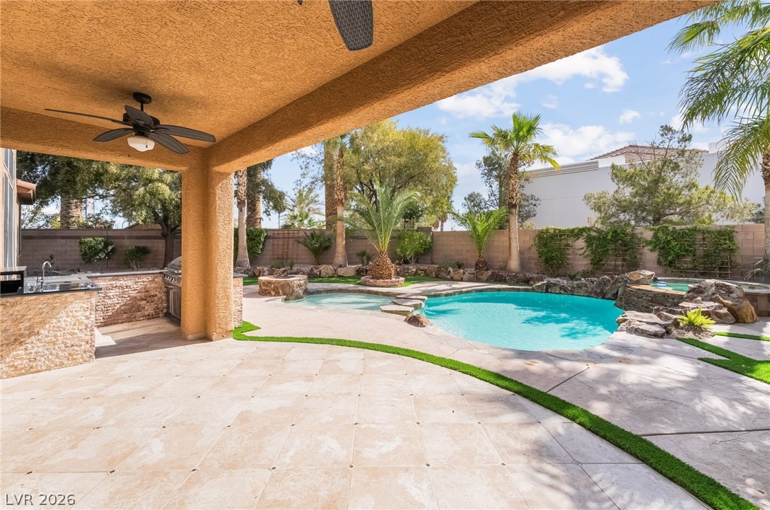 7702 Bear Ridge Street Las Vegas NV 89113